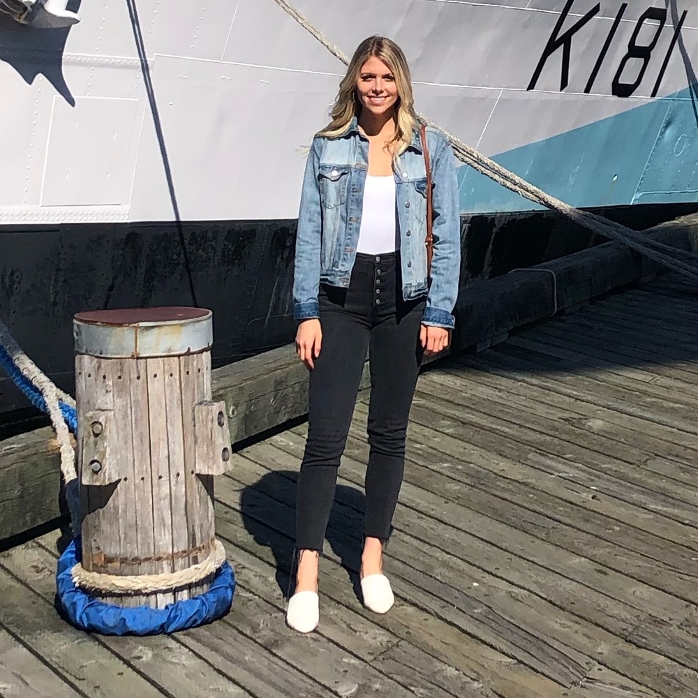 Meet your Posher, Kelsey